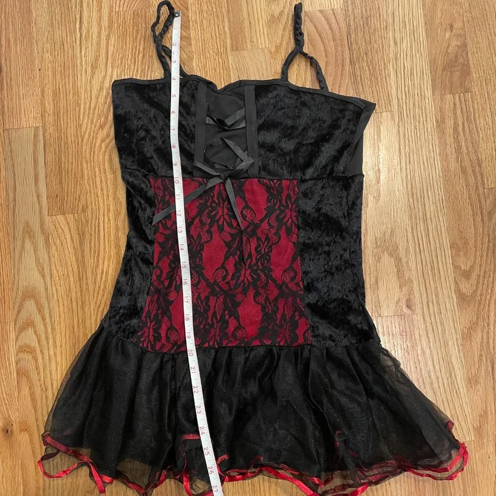 Vampire “Vampirina” Costume Black Red Lace Girls Size Large 12/14